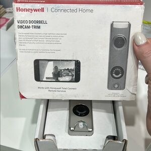 Honeywell Video Doorbell DBCAM-TRIM